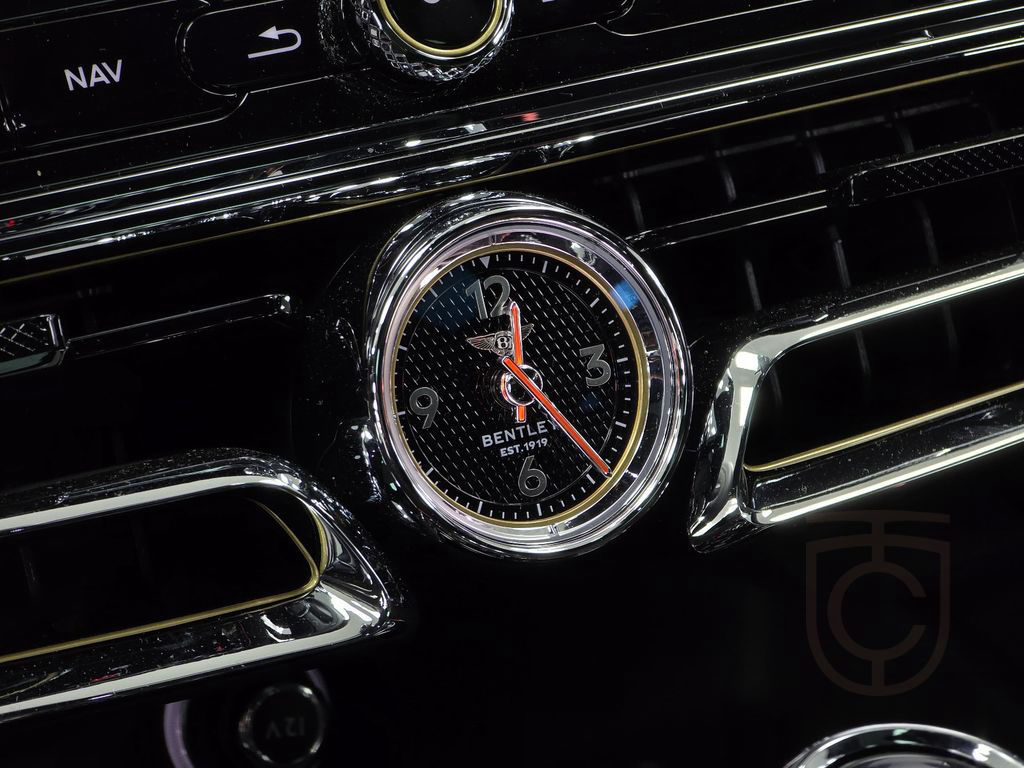 Bentley Flying Spur S V8*Mulliner*NAIM*Cambrian Grey*