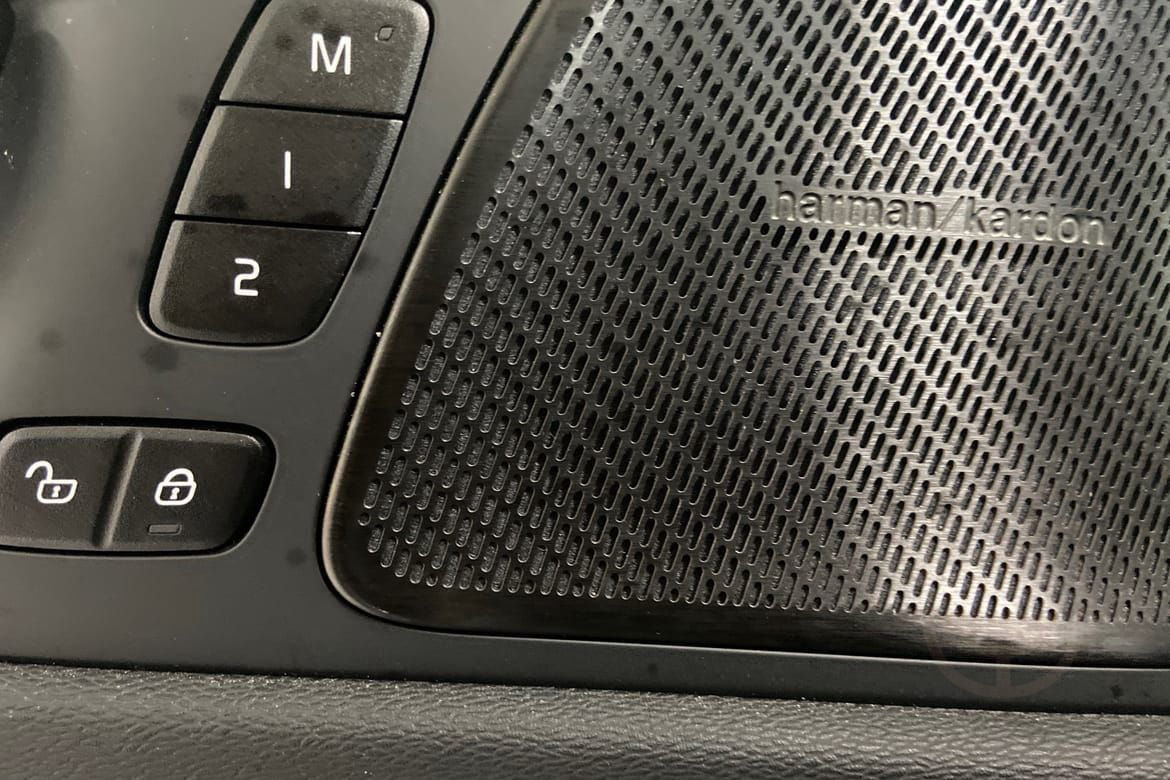 Volvo XC60 Recharge T6 II Plus Dark Edition.