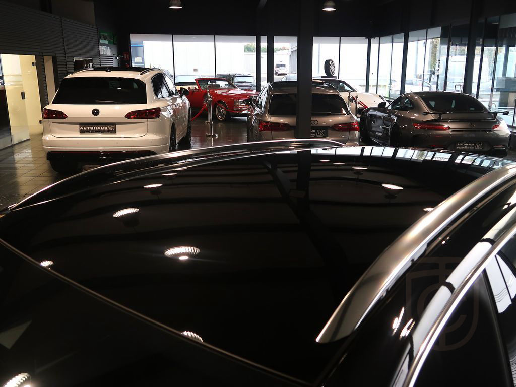 Porsche Taycan 4 Cross Turismo*2024*BRD*PANO*HUD*PASM*