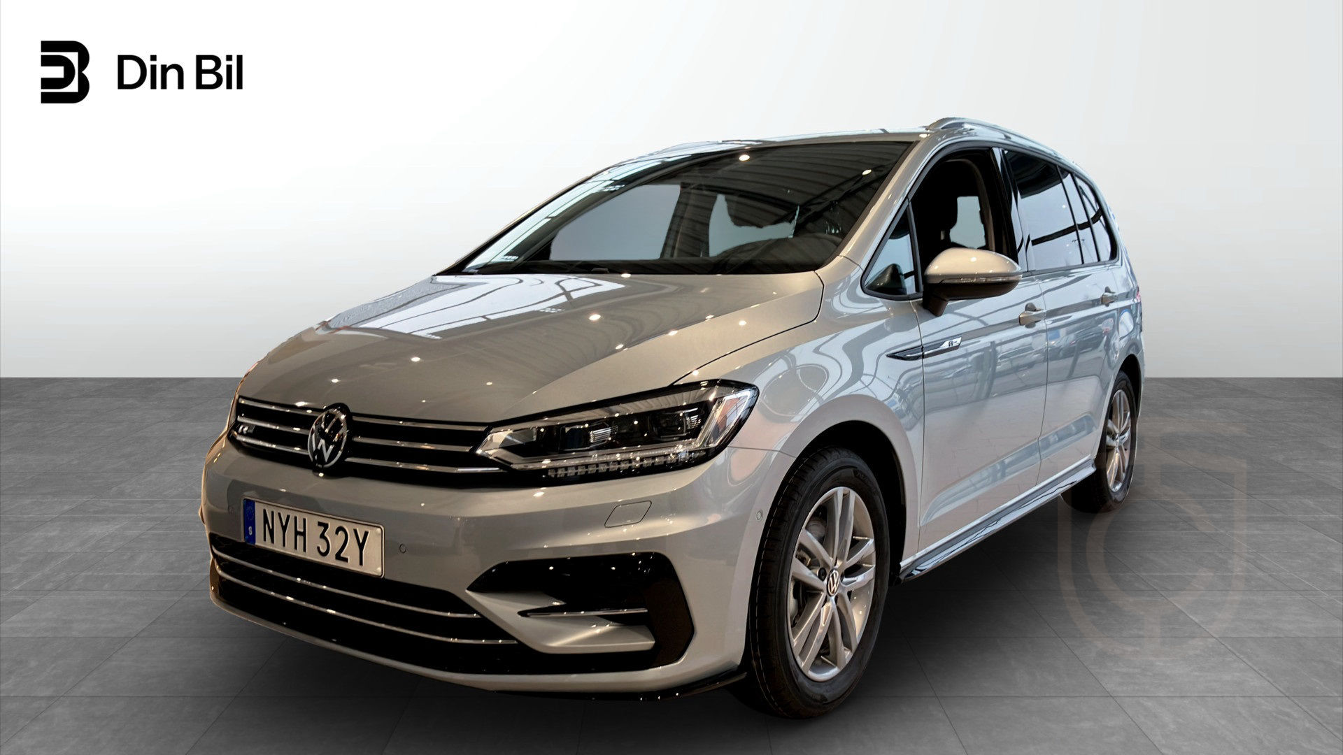 Volkswagen Touran 7-seater