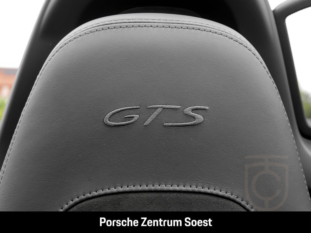 Porsche Boxster GTS 4.0/ParkAssistent/Apple-CarPlay/BOSE