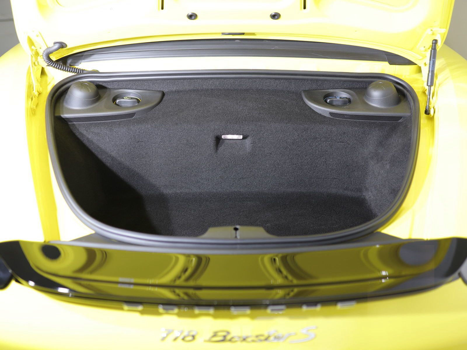 Porsche 718 Boxster S
