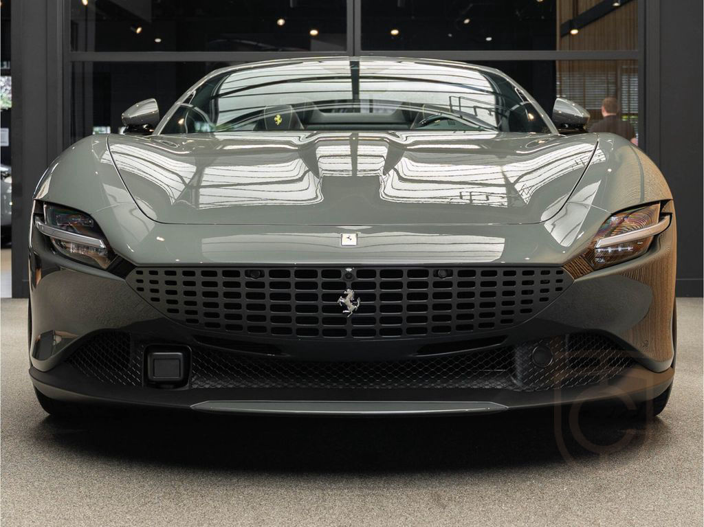 Ferrari Roma Spider Historic Colour Carbon 3.9 V8 Alcant