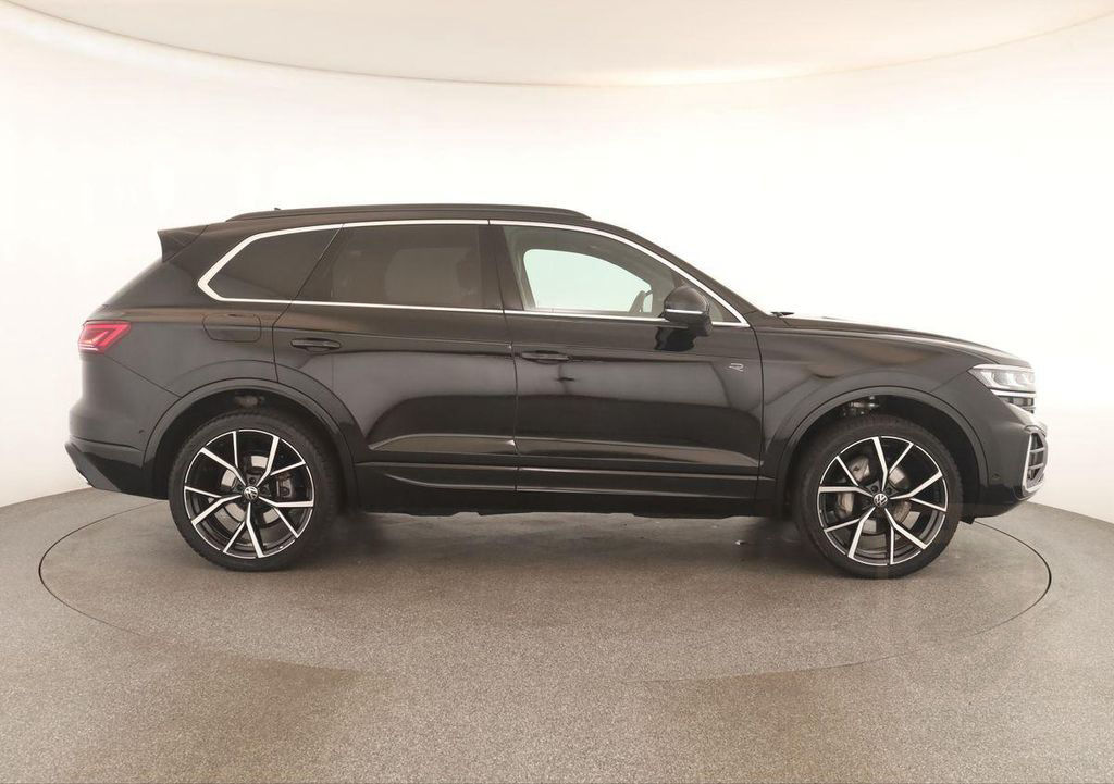 Volkswagen Touareg 3.0 TDI 4M R-Line Leder Pano DCC 22" AHK