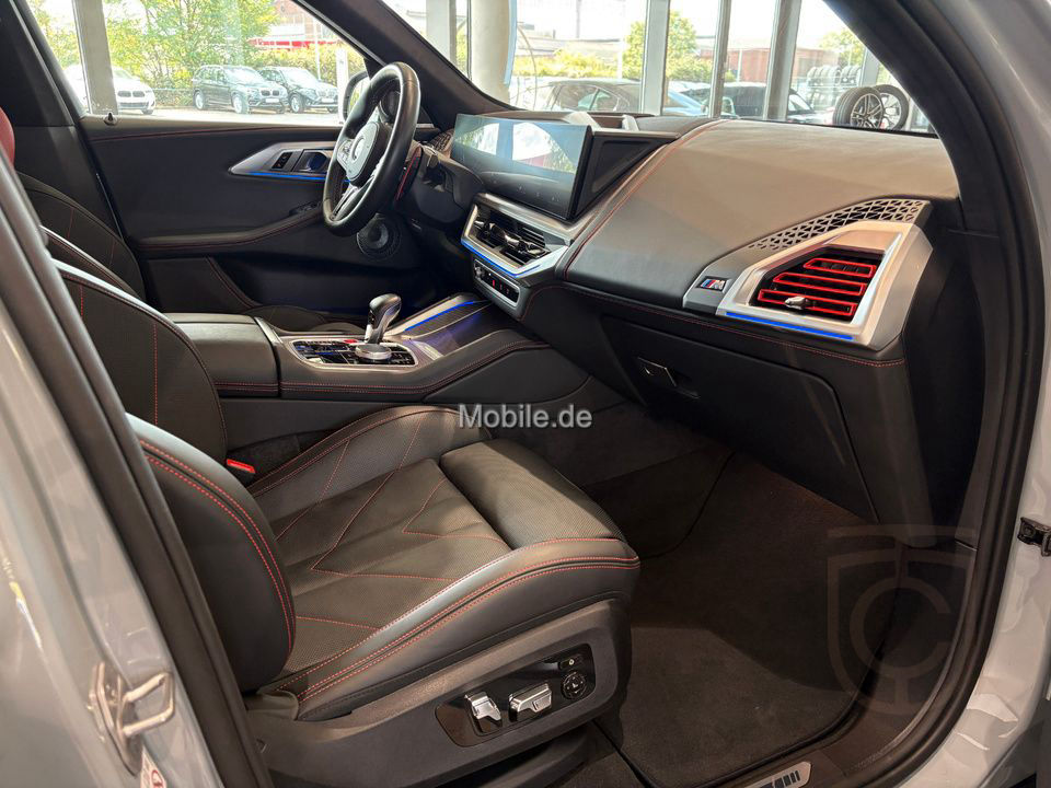 BMW XM 4.4 Label Red M Drivers Package Sport Aut.