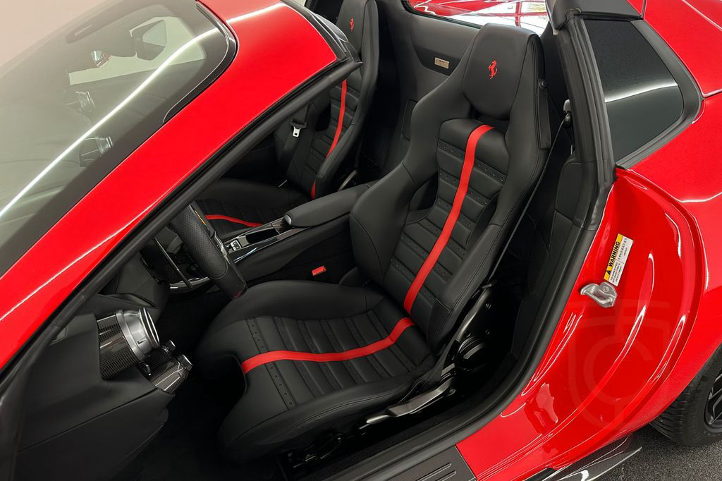 Ferrari 812 GTS / Rosso Corsa / Ferrari Approved