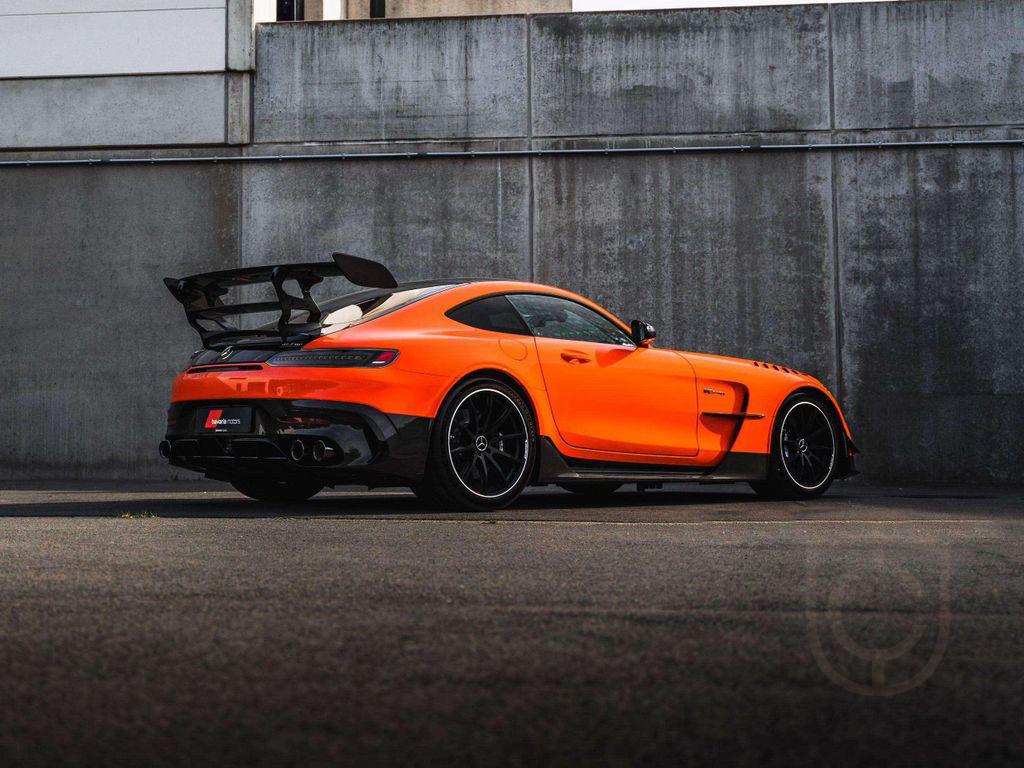 Mercedes-Benz AMG GT Black Series / Magma Beam / NEW