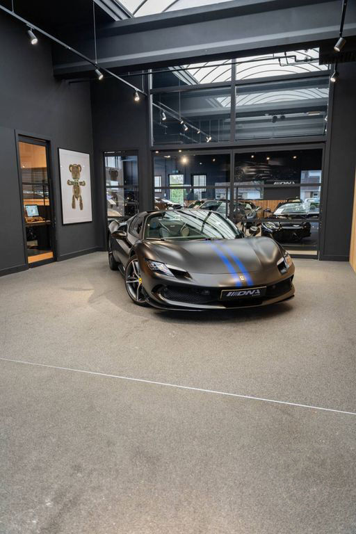 Ferrari 296 GTS Painted Stripes Full Carbon 296 3.0 V6 G