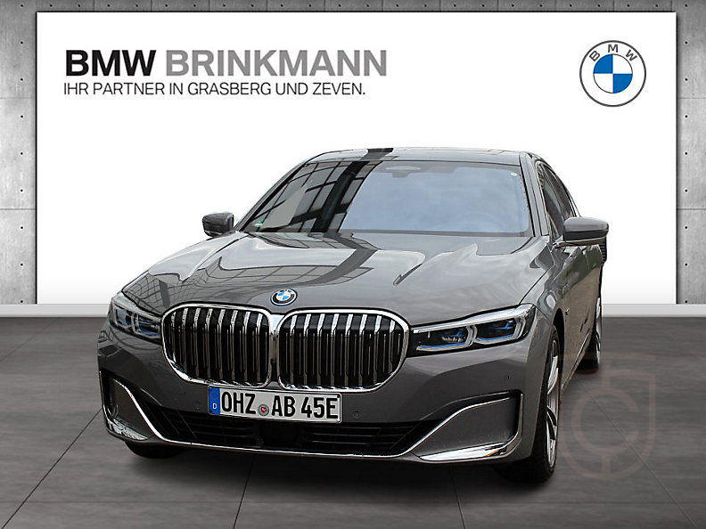 BMW 745e Limousine