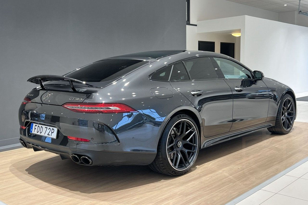 Mercedes-Benz AMG GT 4 43 4MATIC+