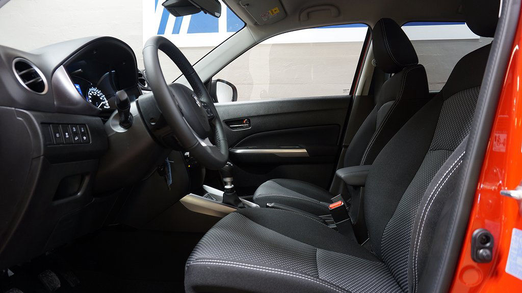 Suzuki Vitara 1.4T Hybrid allgrip 4x4 Kampanj! från 227900:-