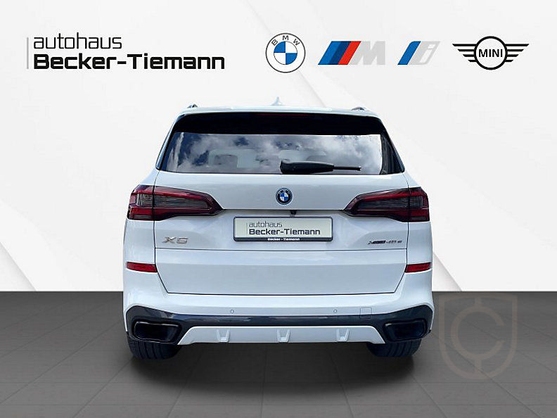 BMW X5 xDrive45e