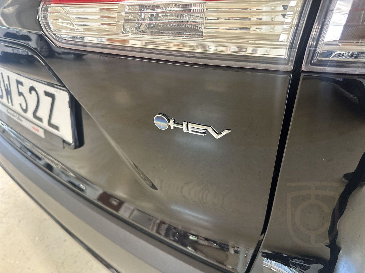 Toyota Corolla Cross  1,8 HYBRID ACTIVE