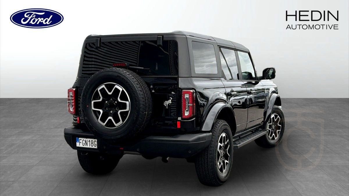 Ford Bronco Outer Banks 2.7L Bi-Turbo EcoBoost V6