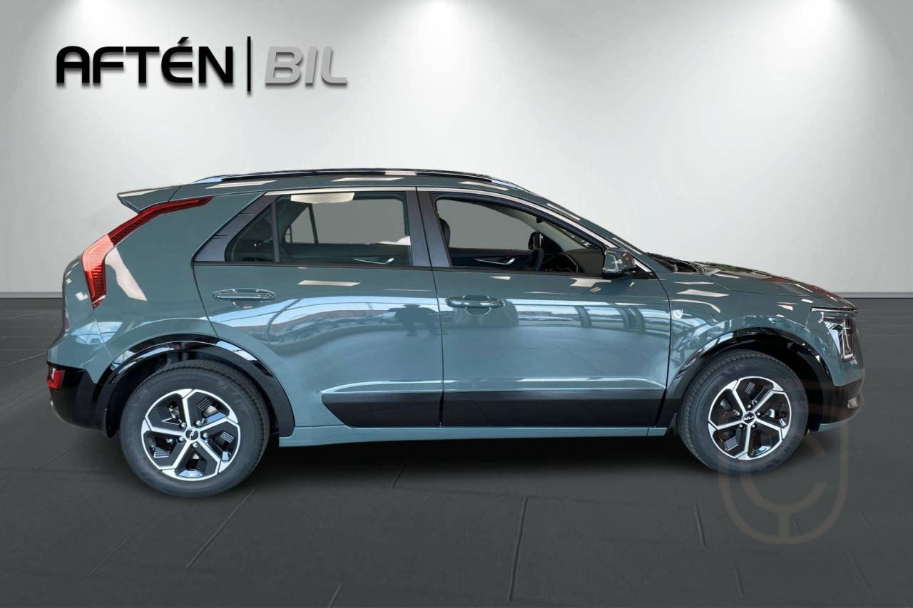 Kia Niro Plug-in Hybrid Action Fria Vinterhjul SOMMARKAMPANJ