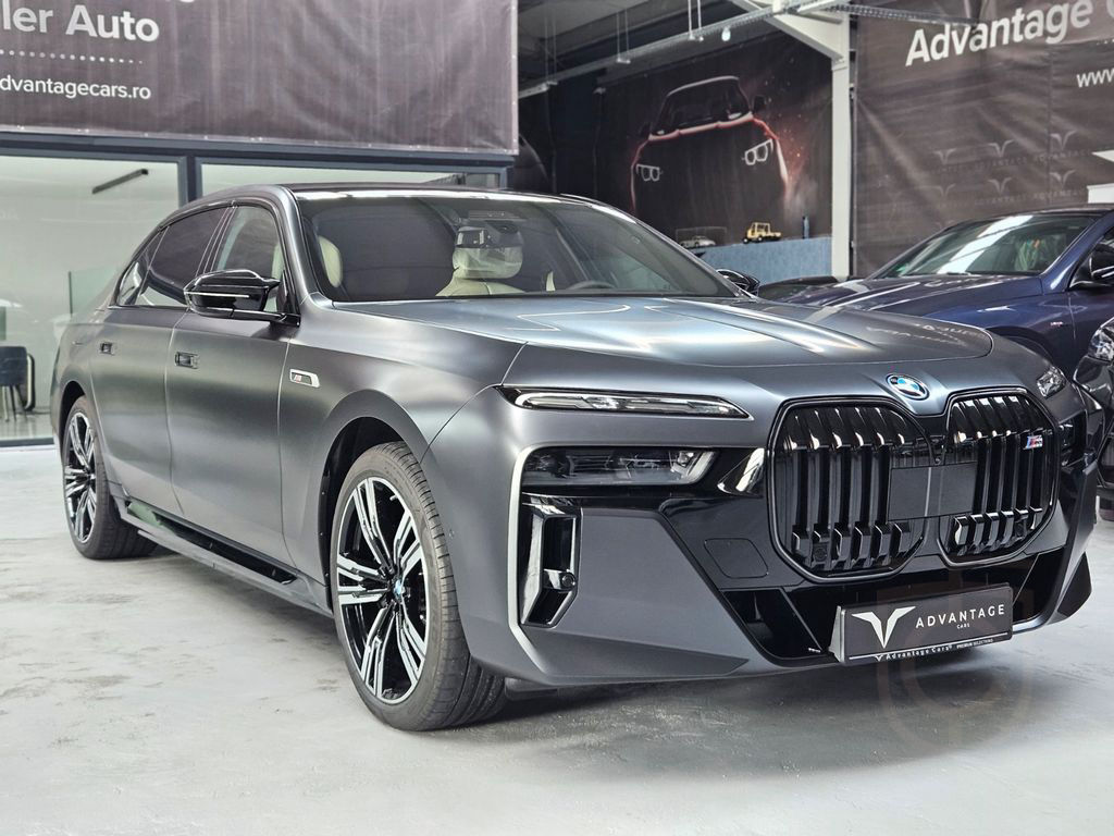 BMW M760e xDrive/Sky L./Crystal Lights/B&W Diamond