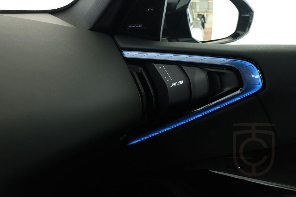 BMW X3 M50 xDrive Merino Pano HUD Harman ACC 360 21"