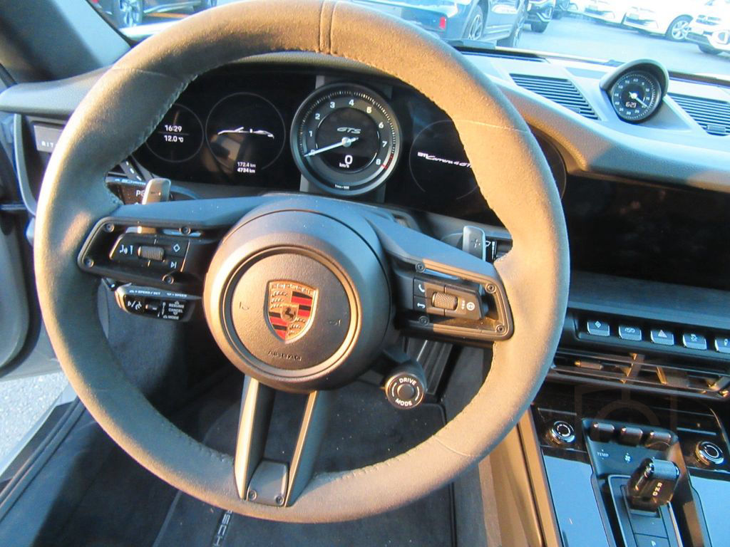 Porsche 911 Carrera 4 GTS Cabriolet PDK