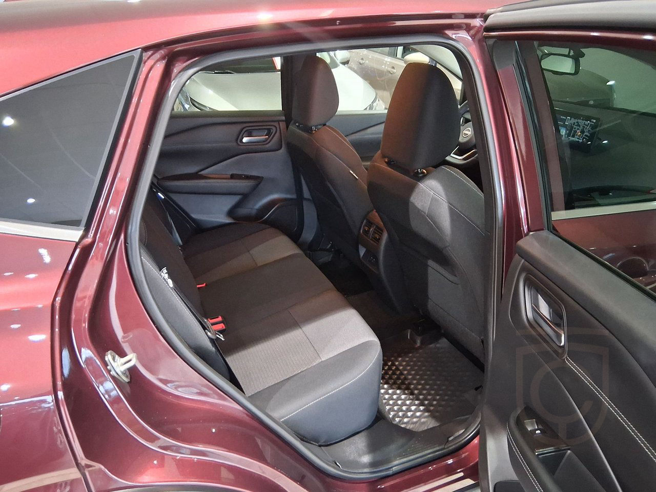 Nissan Qashqai 1.3 DIG-T XTRONIC-CVT N-Connecta