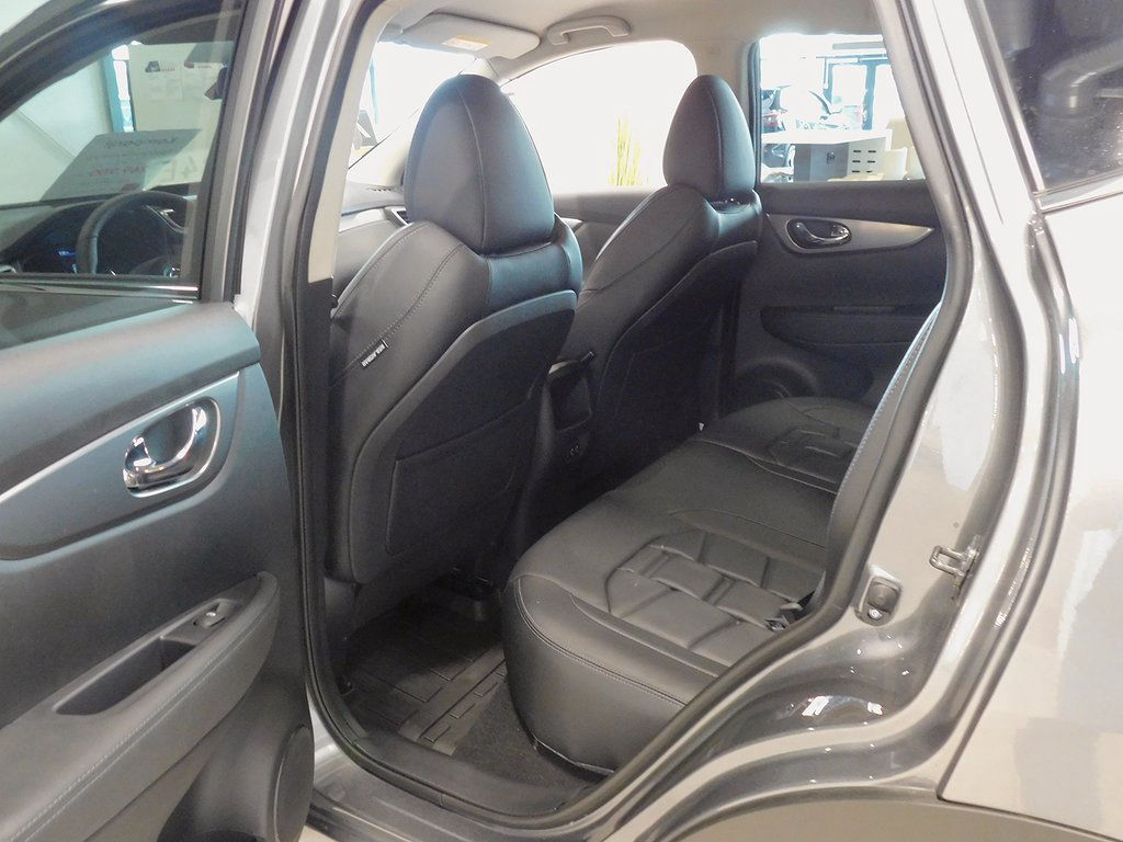 Nissan Qashqai 1.3 DIG-T TEKNA AUTOMAT 158hk