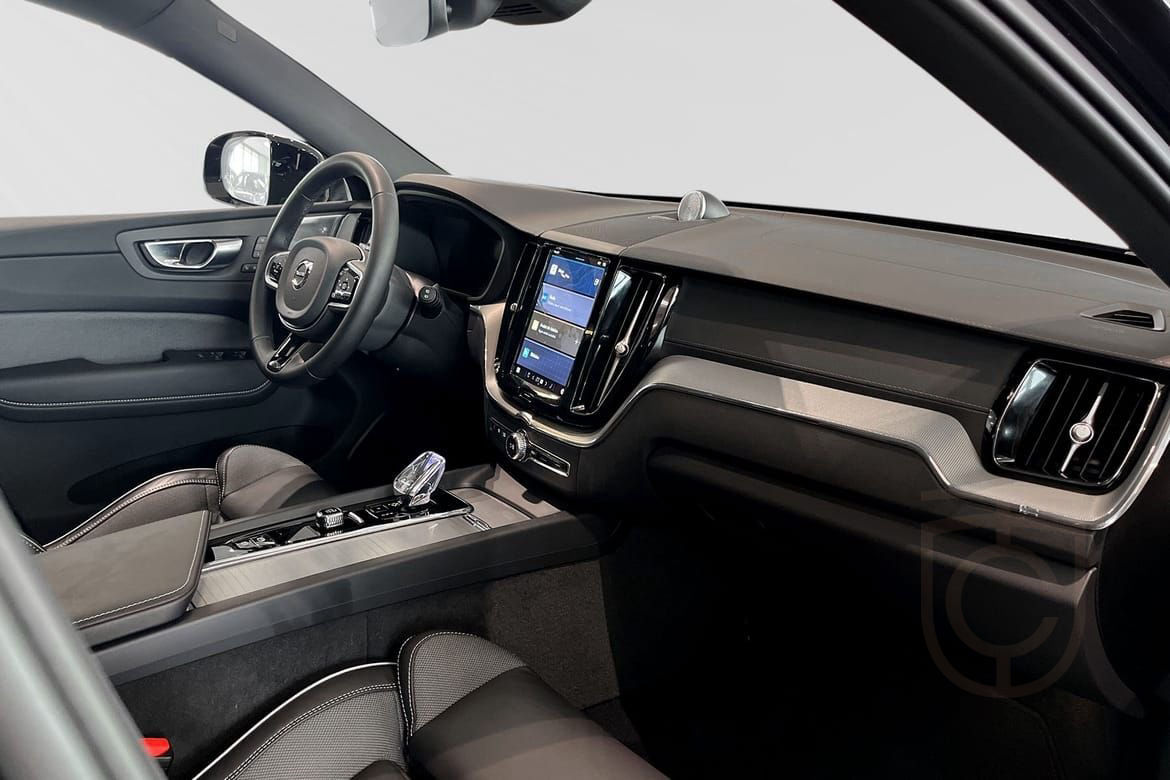 Volvo XC60 T8 Ultra Black Edition B&W, Luftfjd