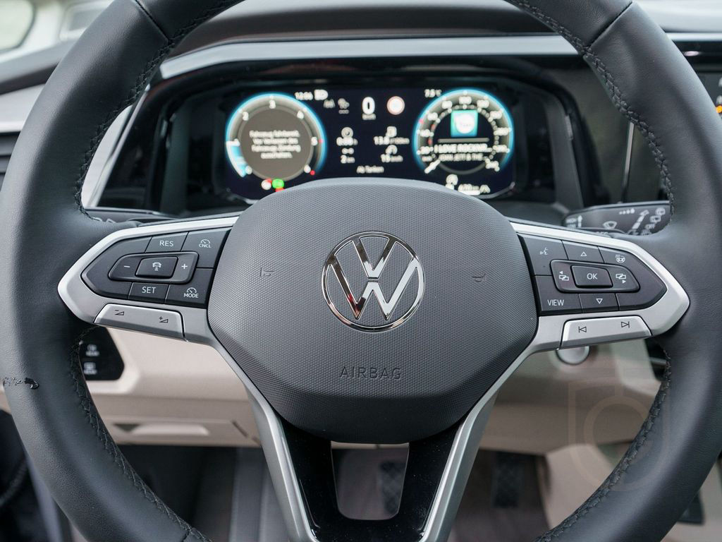 Volkswagen Multivan Life 2,0 TDI SCR DSG lang 7-Sitzer AHK