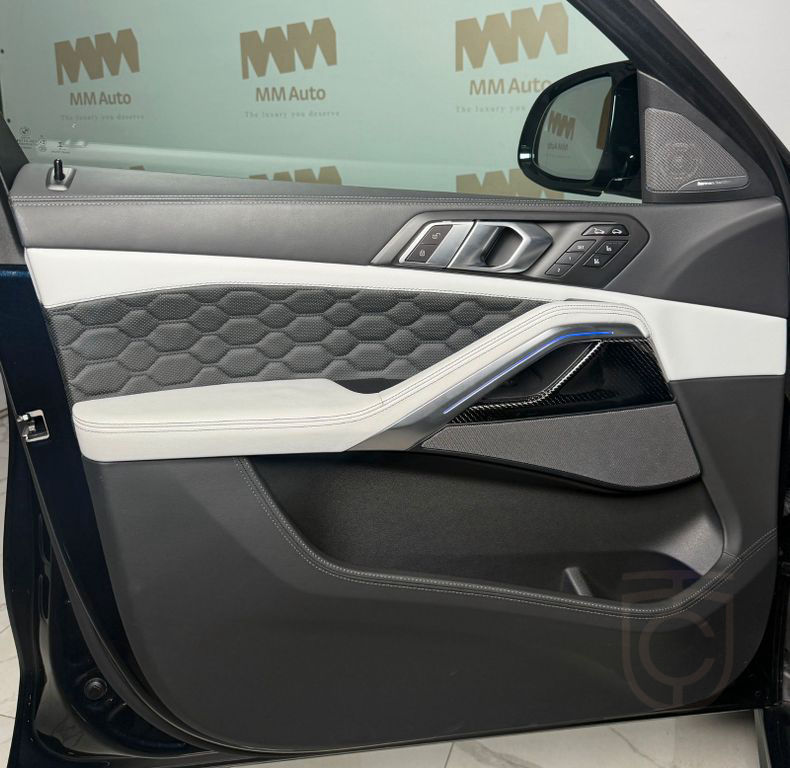 BMW X6 M Competition M Driver´s Carbon Pano