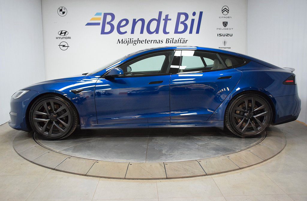 Tesla Model S Plaid