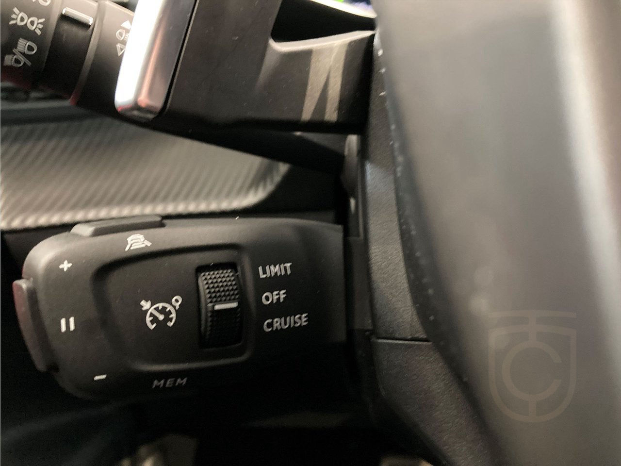 Peugeot 2008 GT 1.2 PT
