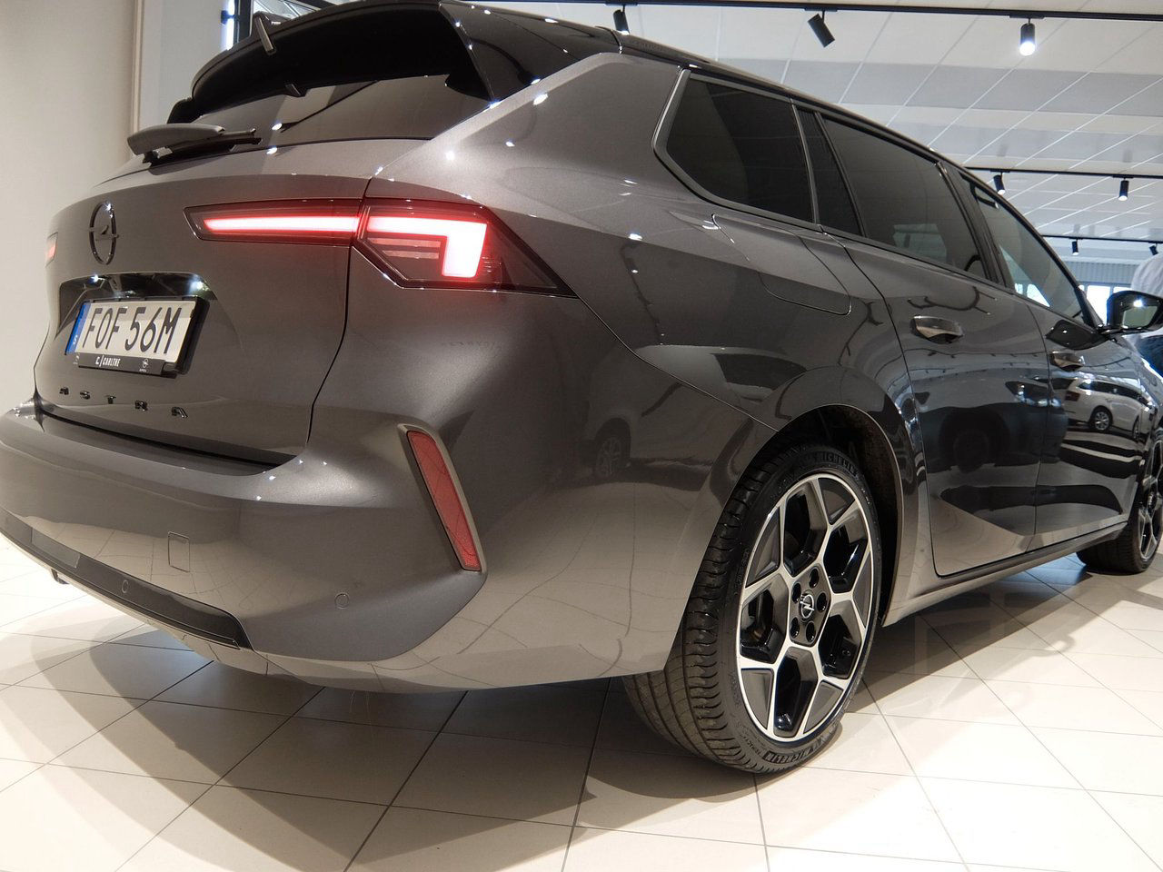 Opel Astra ST Ultimate P130