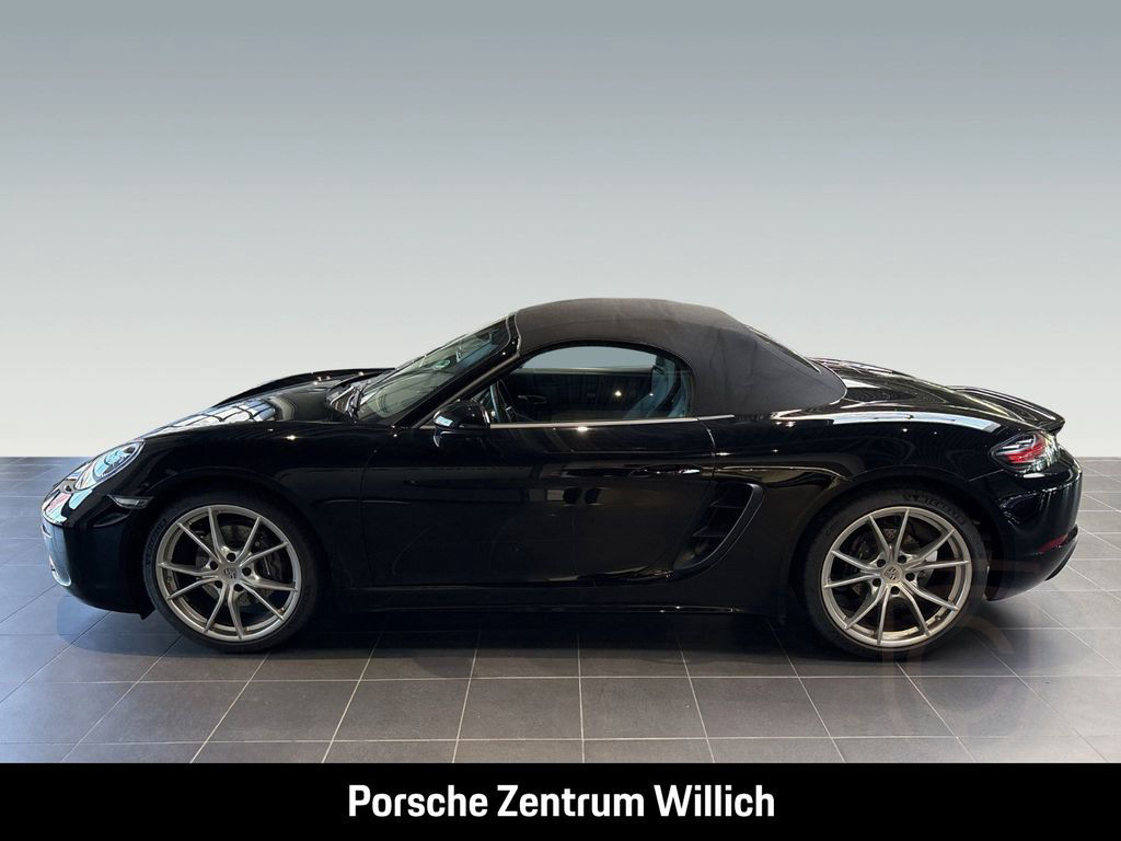 Porsche Boxster 718 BOSE Abstandstempomat Sitzheizung