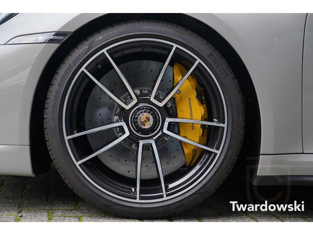 Porsche 911 992 Turbo S Burmester Matrix ACC 360°
