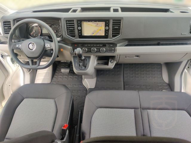 Volkswagen Crafter Kombi MR HD KLIMA V+H LED NAVI RFK PDC