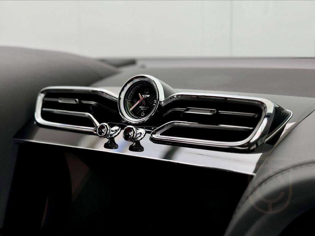 Bentley Bentayga 4.0 V8 EWB 4WD Autom.