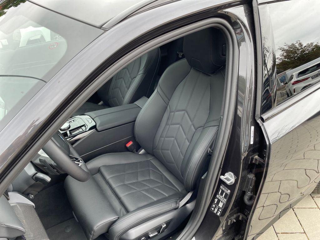 BMW 540d xDrive Touring M Sport DA Pro Pano AHK STH