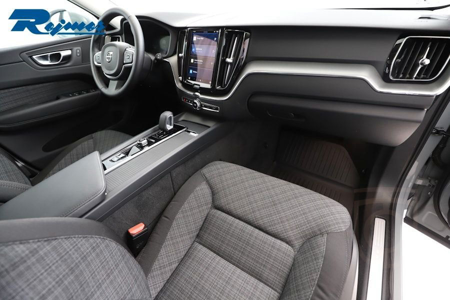 Volvo XC60 T6 Core Special Edition