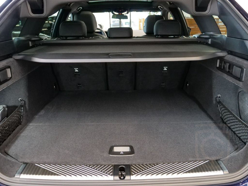 BMW 540d xDrive M Sport HUD PANO ACC AHK RFK NAVI