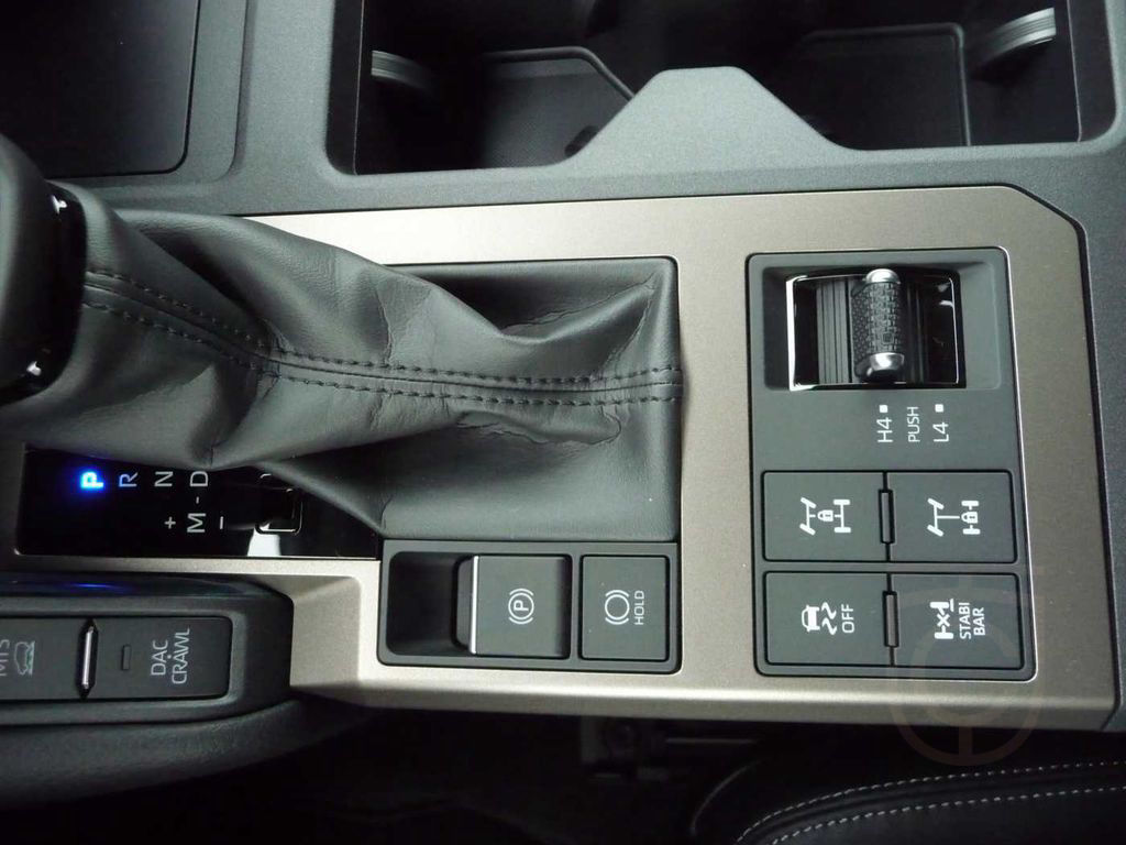 Toyota Land Cruiser 2.8 D-4D Automatik First Edition/SO