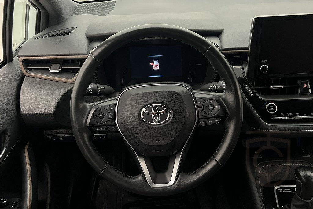 Toyota Corolla TREK Hybrid