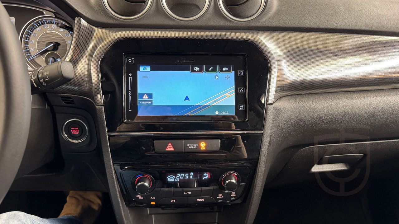 Suzuki Vitara Fullhybrid 4x4 Inclusive, Fullt utrustad!