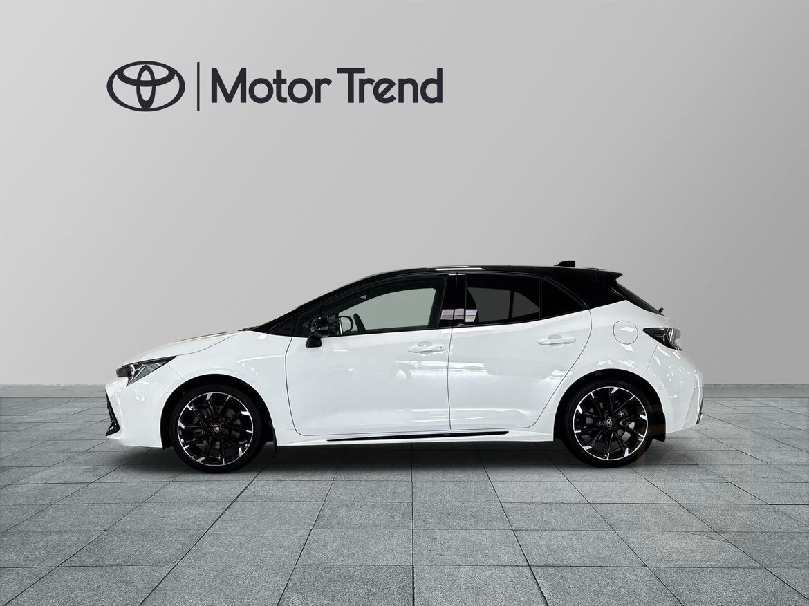 Toyota Corolla Hybrid 2,0 5D GR SPORT PLUS