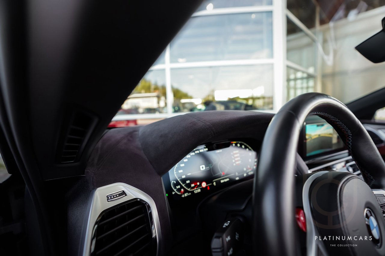 BMW M8 Competition Cab