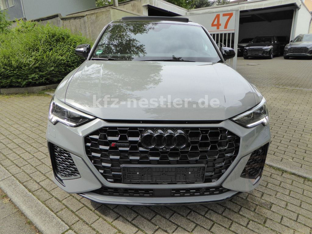 Audi RSQ3 Sportback/Pano/Raute/Matrix/Abgas/280KmH
