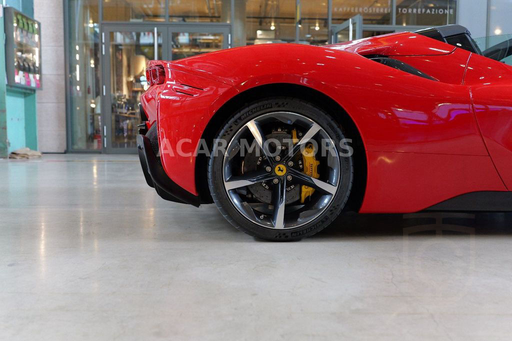 Ferrari SF90