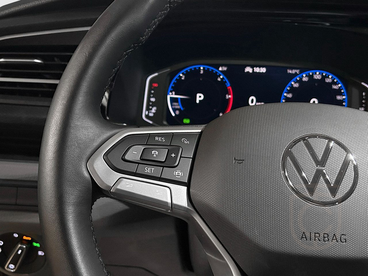 Volkswagen Transporter T6.1 Kombi 2.0TDI DSG 4M SN-Inredning