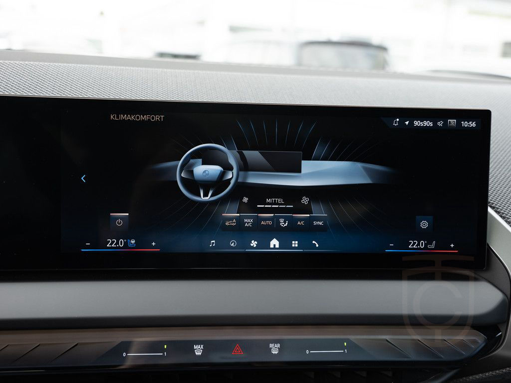 BMW X3 xDrive 30e M-Sport Pro PANO AHK 360° HUD ACC