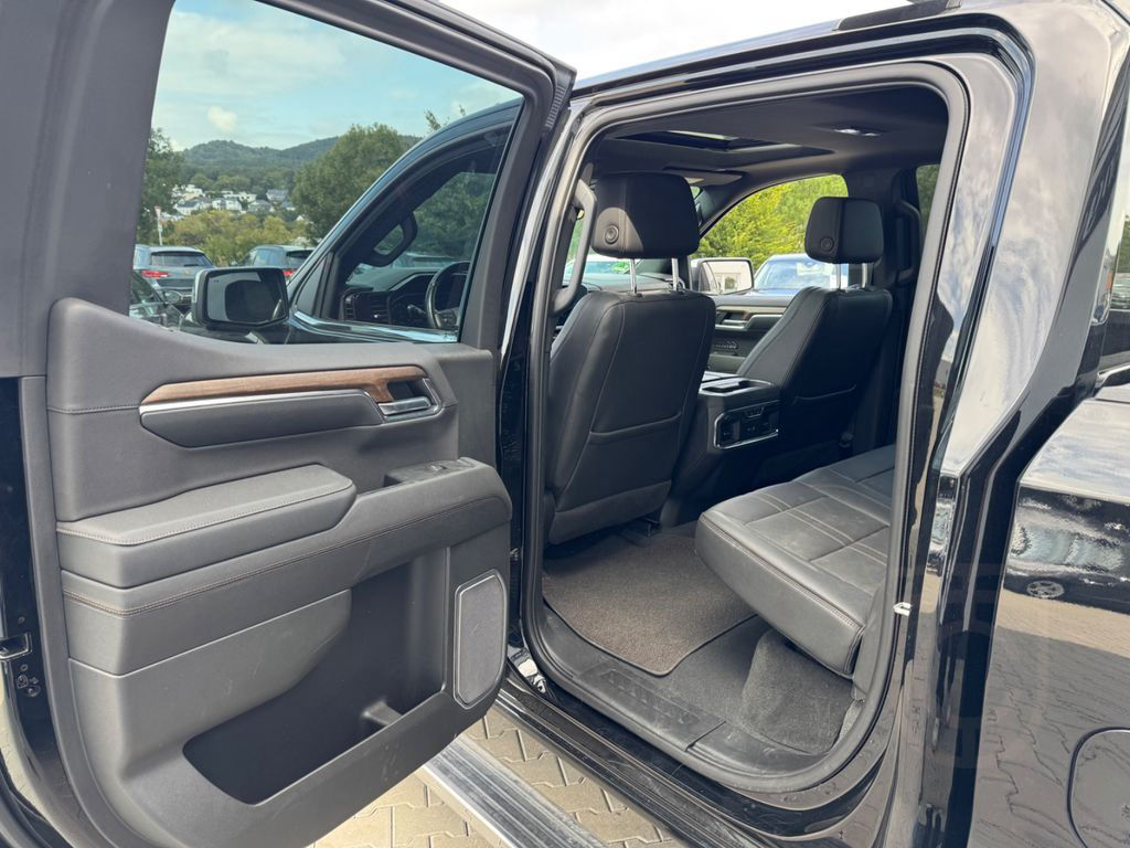 Chevrolet Silverado High Country