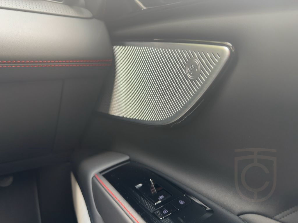 Maserati Grecale Modena MY24 Mild Hybrid MIT AHK 330 PS -