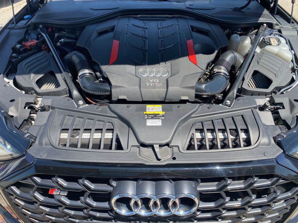 Audi S8 TFSI quattro ACC B&O Matrix Kamera Standhzg.