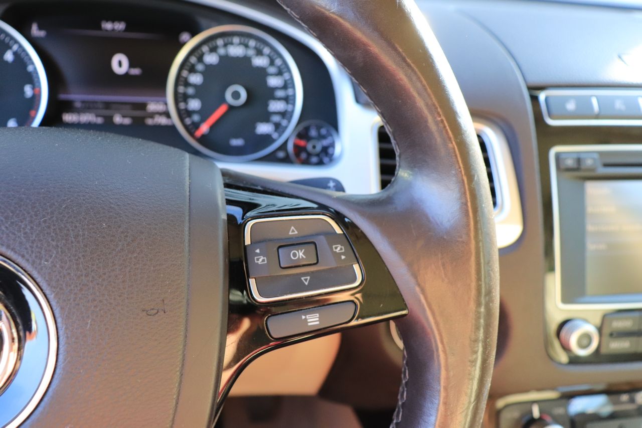 Volkswagen Touareg 3.0 TDI Ad.Temp/Panorama/Tažné/Kamera